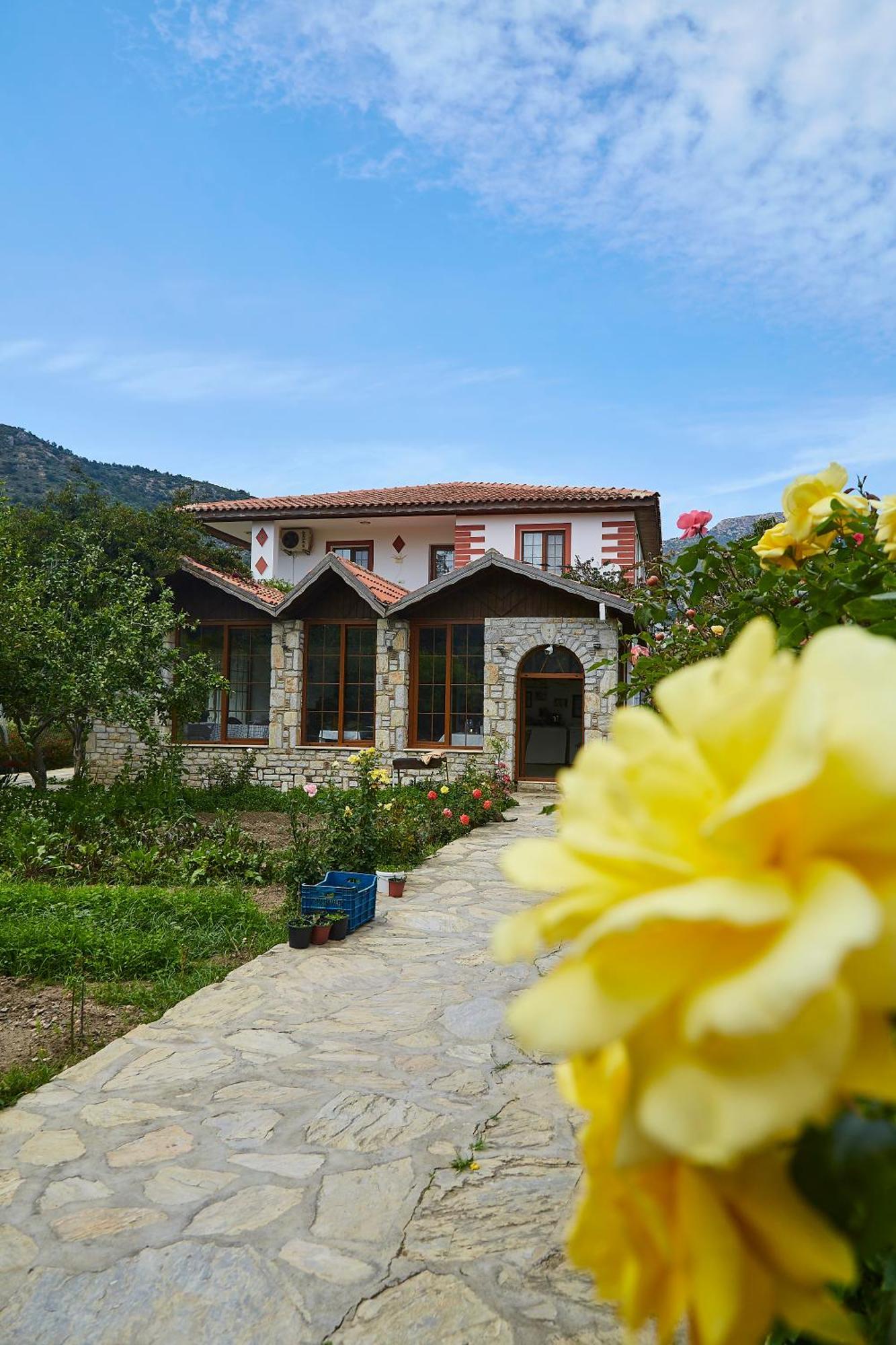 Melinda Pension & Restaurant Mesudiye (Datca) Exterior photo